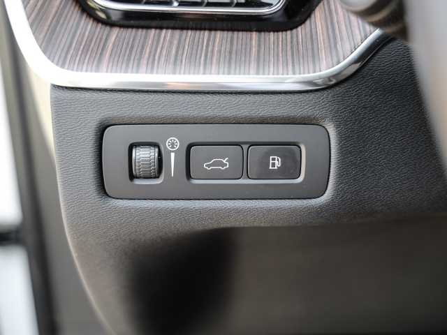 Volvo  Inscription Recharge Plug-In Hybrid AWD T8 Twin Engine EU6d Allrad digitales Coc