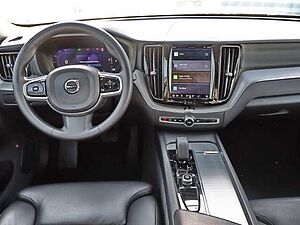 Volvo  Plus Bright 2WD B4 Benzin EU6d digitales Cockpit Memory Sitze Soundsystem 360 Ka