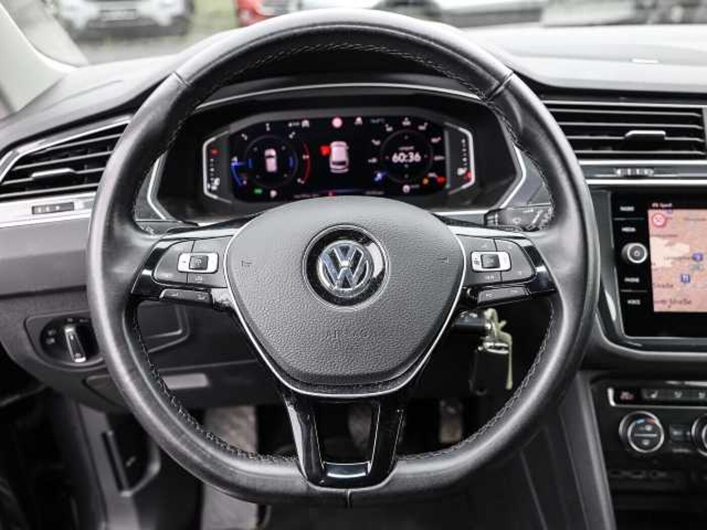 Volkswagen  Highline BMT Start-Stopp 4Motion 2.0 TDI Allrad AD AHK-klappbar Navi Soundsystem