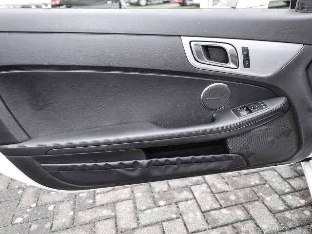 Mercedes-Benz  -Klasse Roadster Sportpaket El. Panodach Navi Leder Soundsystem HarmanKardon