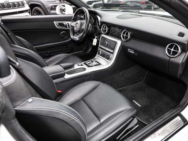 Mercedes-Benz  -Klasse Roadster Sportpaket El. Panodach Navi Leder Soundsystem HarmanKardon