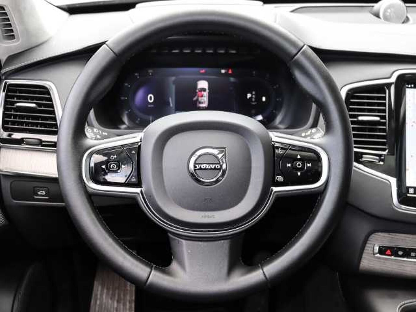 Volvo  Ultimate Bright AWD B5 Diesel EU6d 7-Sitzer Allrad HUD AD StandHZG digitales Coc