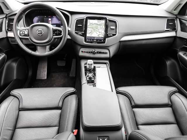 Volvo  Plus Bright AWD B5 Diesel EU6d 7-Sitzer Allrad AD StandHZG digitales Cockpit