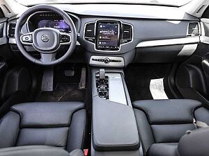 Volvo  Plus Bright AWD B5 Diesel EU6d 7-Sitzer Allrad StandHZG AHK digitales Cockpit Me