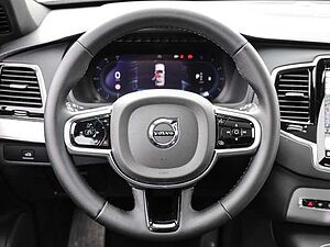 Volvo  Plus Bright AWD B5 Diesel EU6d 7-Sitzer Allrad StandHZG AHK digitales Cockpit Me