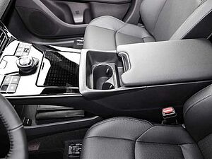 Toyota  AWD Navi Leder Memory Sitze Soundsystem JBL 360 Kamera Klimasitze LED Scheinwerf