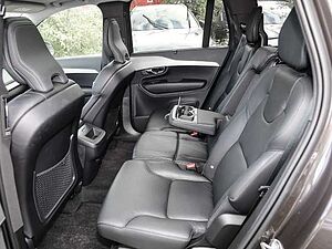 Volvo  Plus Bright AWD B5 Diesel EU6d 7-Sitzer Allrad AD StandHZG AHK digitales Cockpit