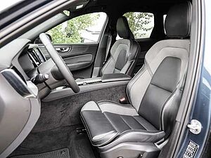 Volvo  Plus Dark 2WD B4 Benzin EU6d StandHZG Leder digitales Cockpit Memory Sitze Sound