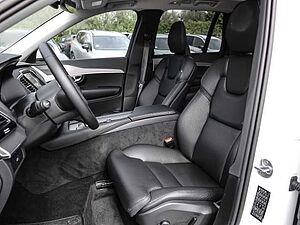 Volvo  Plus Bright AWD B5 Diesel EU6d 7-Sitzer Allrad StandHZG AHK digitales Cockpit