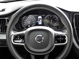 Volvo  R Design 2WD T5 EU6d-T Navi digitales Cockpit Soundsystem HarmanKardon LED Kurve